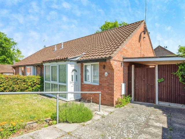 2 bedroom semi detached bungalow for sale