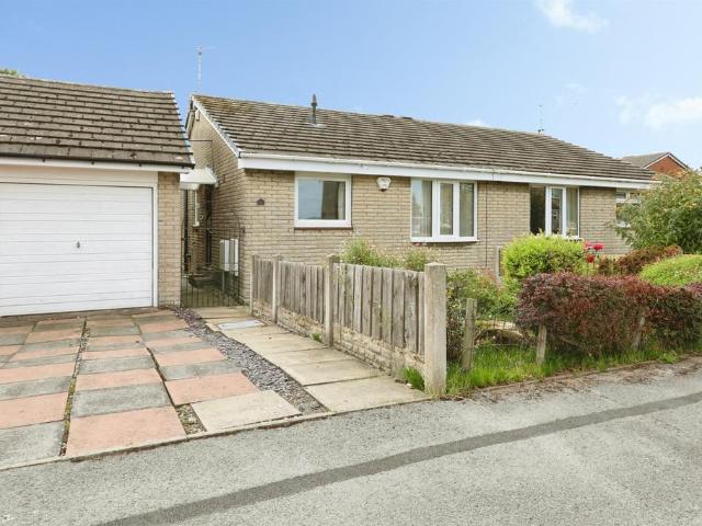 2 bedroom semi detached bungalow for sale
