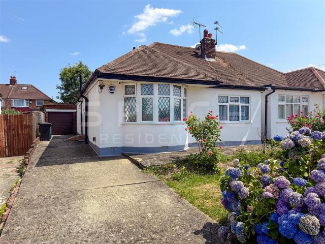 2 bedroom semi detached bungalow for sale