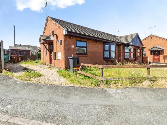 2 bedroom semi detached bungalow for sale