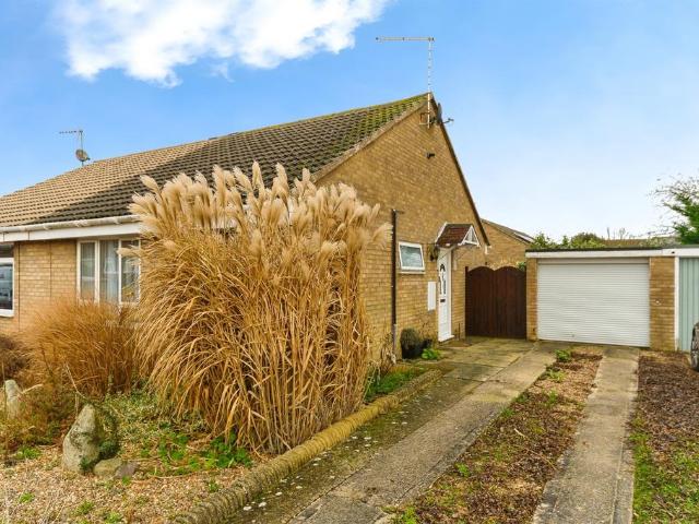 2 bedroom semi detached bungalow for sale