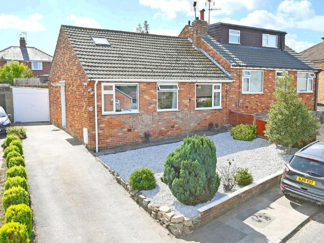 2 bedroom semi detached bungalow for sale