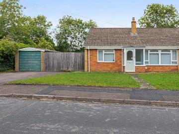 2 bedroom semi detached bungalow for sale