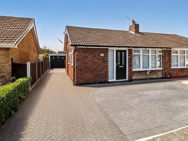 2 bedroom semi detached bungalow for sale