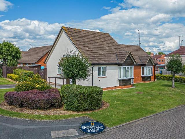 2 bedroom semi detached bungalow for sale