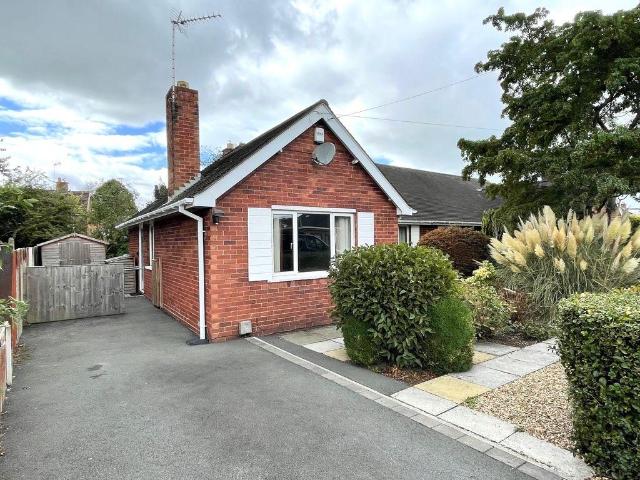 2 bedroom semi detached bungalow for sale