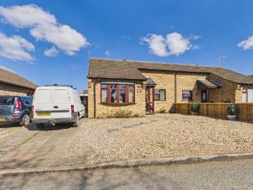 2 bedroom semi detached bungalow for sale