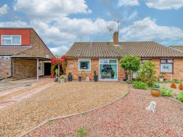 2 bedroom semi detached bungalow for sale