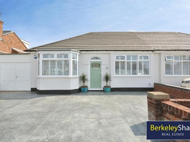 2 bedroom semi detached bungalow for sale