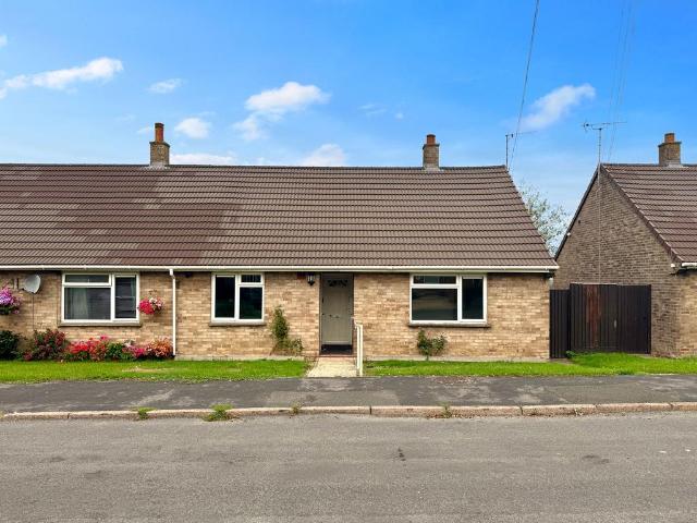 2 bedroom semi detached bungalow for sale