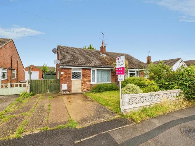 2 bedroom semi detached bungalow for sale