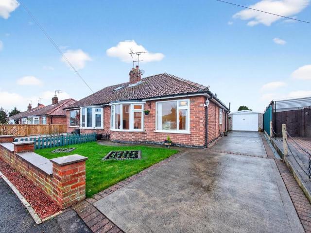 2 bedroom semi detached bungalow for sale