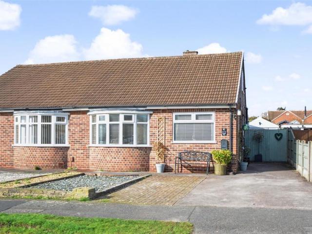 2 bedroom semi detached bungalow for sale