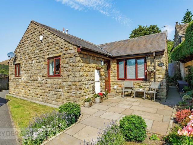 2 bedroom semi detached bungalow for sale