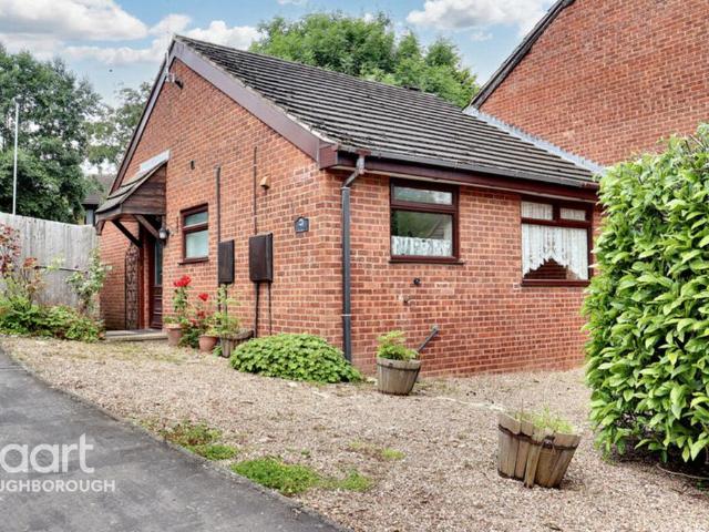 2 bedroom semi detached bungalow for sale