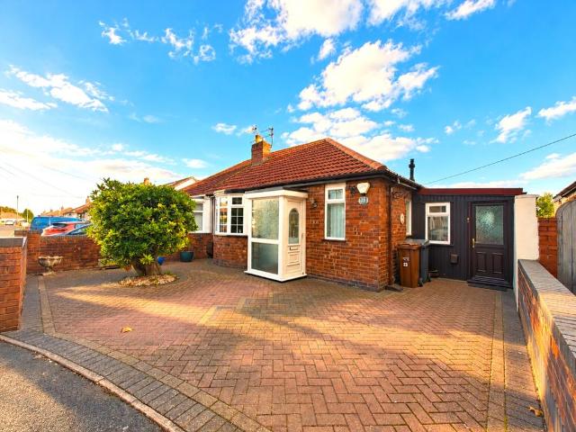 2 bedroom semi detached bungalow for sale