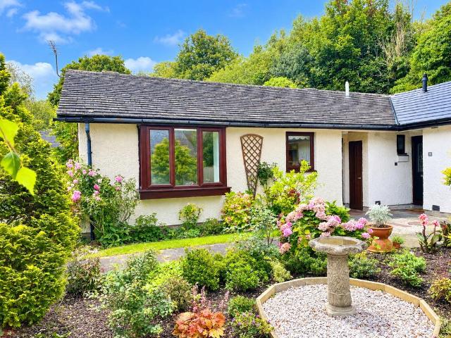 2 bedroom semi detached bungalow for sale
