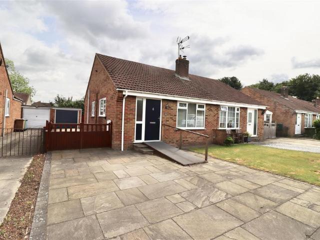 2 bedroom bungalow for sale