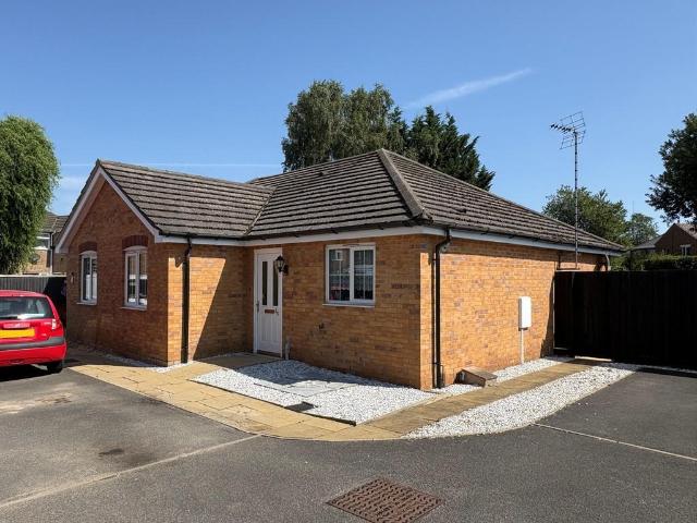2 bedroom semi detached bungalow for sale