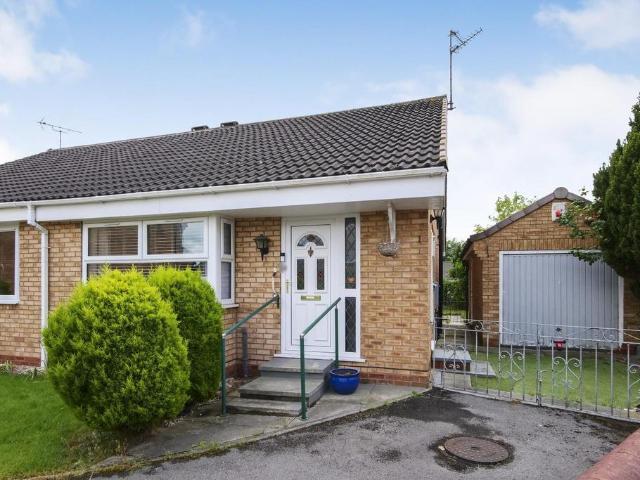 2 bedroom semi detached bungalow for sale