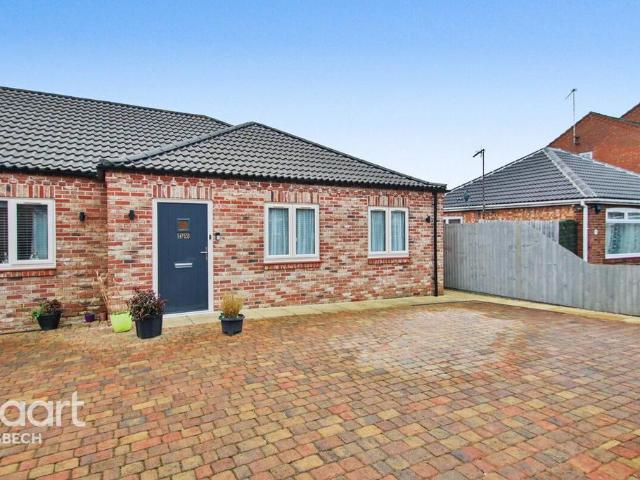 2 bedroom semi detached bungalow for sale