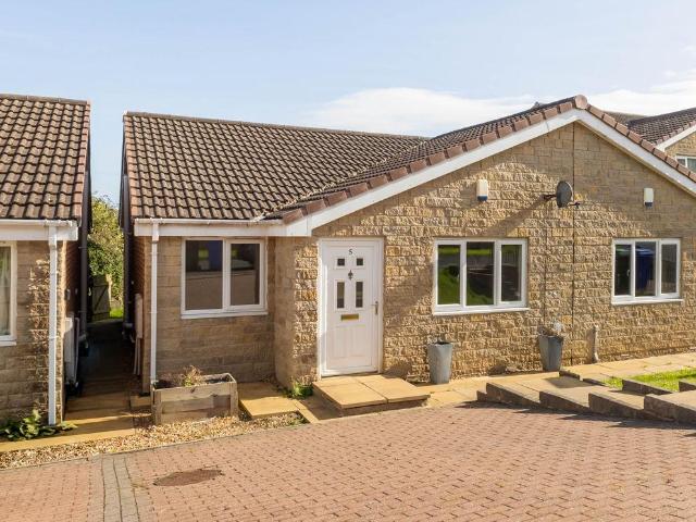 2 bedroom semi detached bungalow for sale
