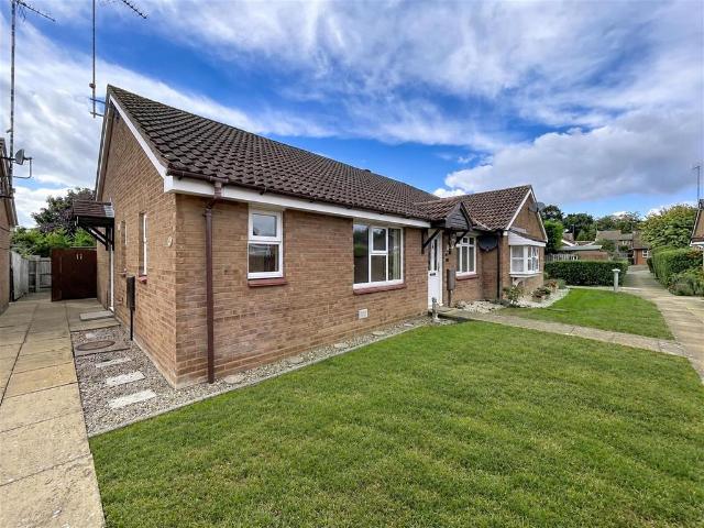 2 bedroom semi detached bungalow for sale