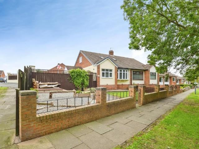 2 bedroom semi detached bungalow for sale