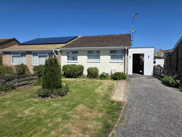 2 bedroom semi detached bungalow for sale