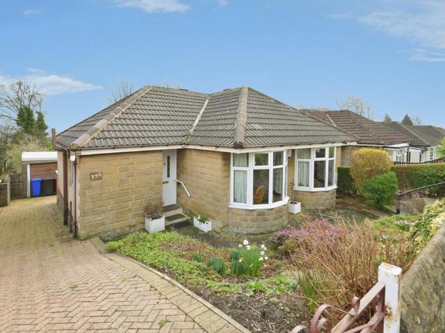 2 bedroom detached bungalow for sale