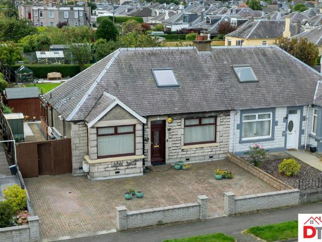 2 bedroom semi detached bungalow for sale