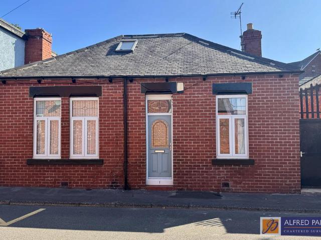 2 bedroom semi detached bungalow for sale