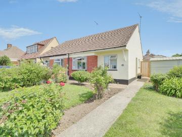 2 bedroom semi detached bungalow for sale