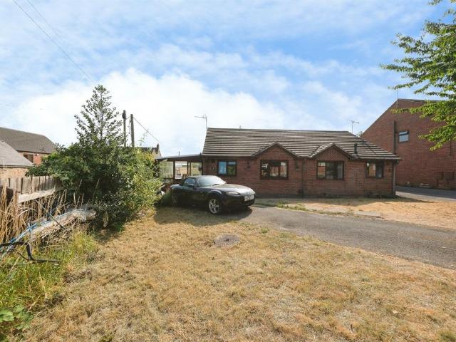 2 bedroom semi detached bungalow for sale