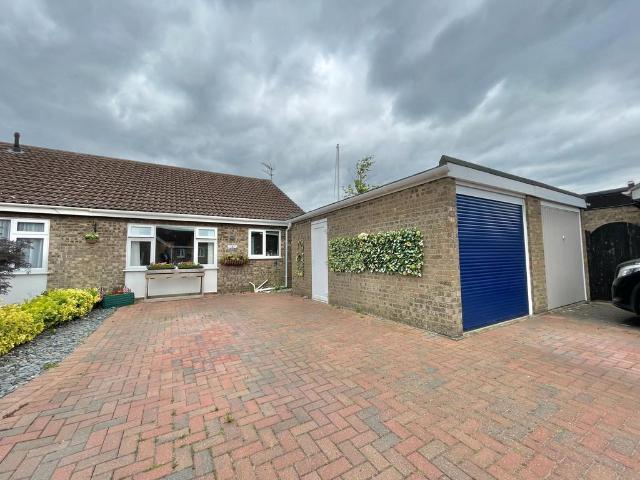 2 bedroom semi detached bungalow for sale