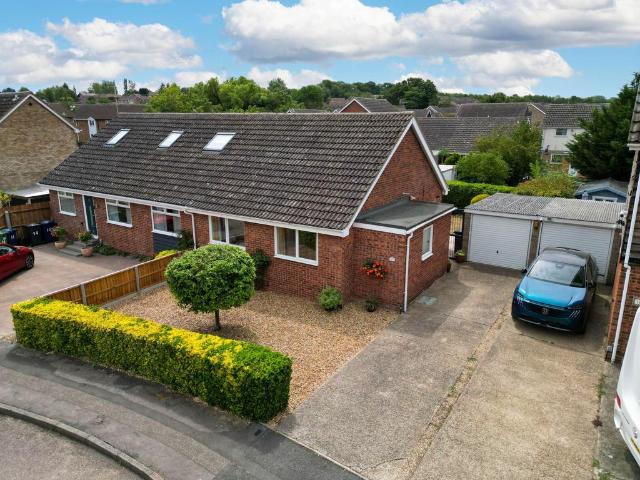 2 bedroom semi detached bungalow for sale