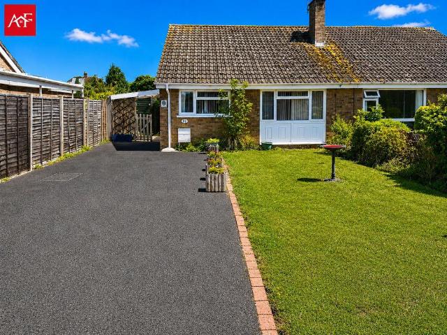 2 bedroom semi detached bungalow for sale