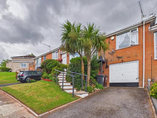 2 bedroom semi detached bungalow for sale