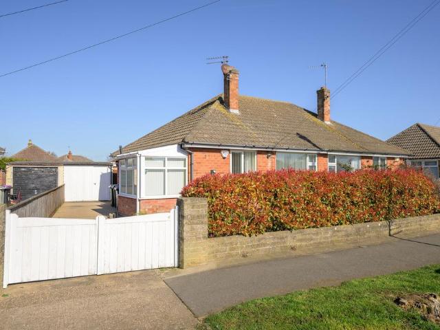 2 bedroom semi detached bungalow for sale