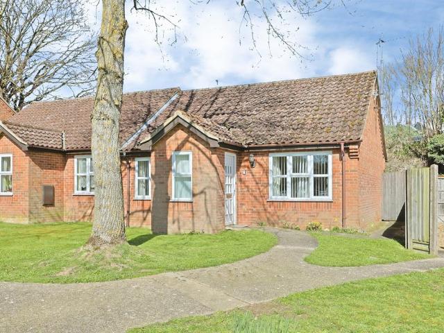 2 bedroom semi detached bungalow for sale