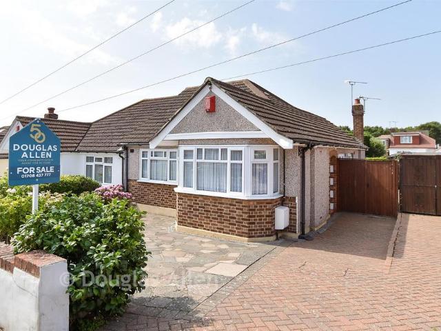 2 bedroom semi detached bungalow for sale