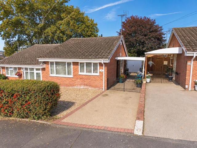 2 bedroom semi detached bungalow for sale