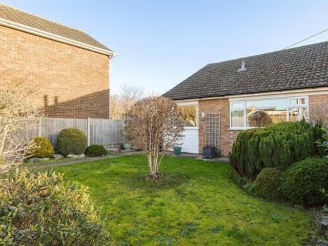 2 Bedroom Semi detached Bungalow For Sale In Lincoln, Lincolnshire
