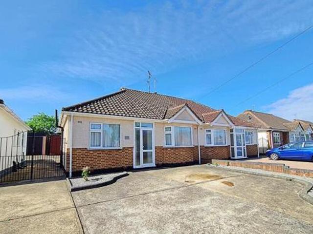 2 Bedroom Semi detached Bungalow For Sale In Rayleigh