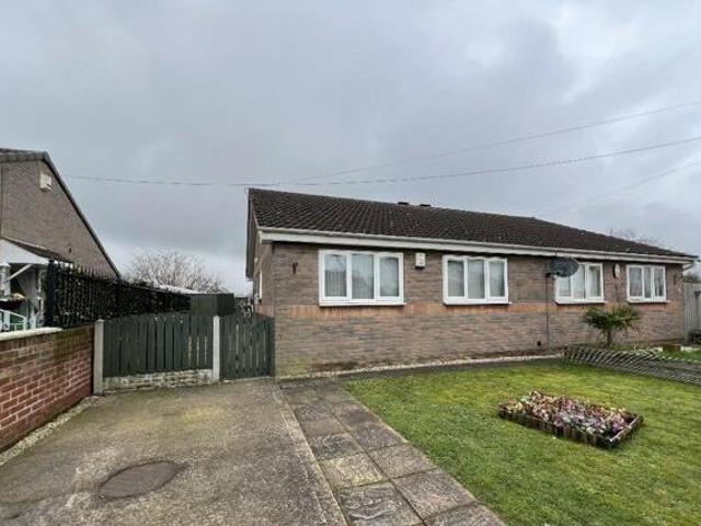 2 Bedroom Semi detached Bungalow For Rent In Doncaster, South Yorkshire