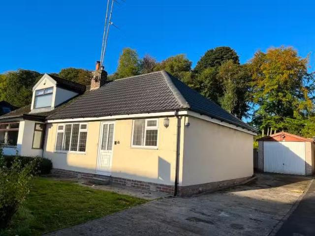 2 bedroom semi detached bungalow for rent in Goit Stock Terrac.