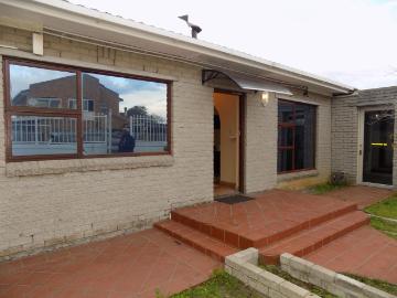 2 Bedroom semi detached cottage to rent in Riverton, Goodwood