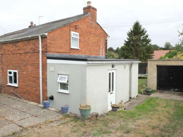 2 Bedroom Semi Detached House