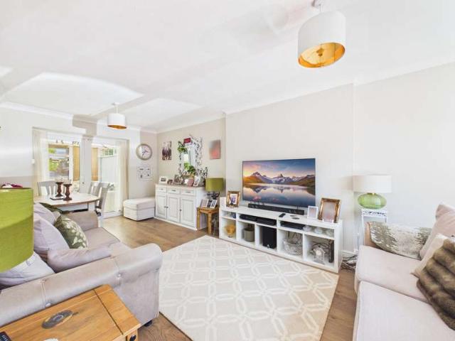 2 Bedroom Semi Detached House