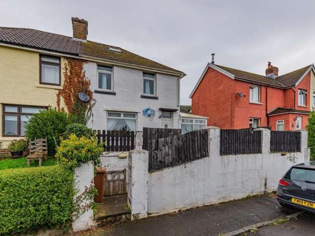 2 Bedroom Semi Detached House